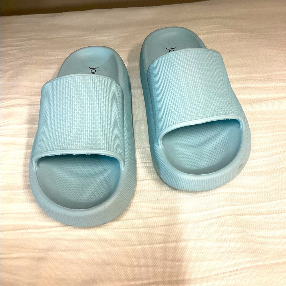 Joomra unisex pillow slippers